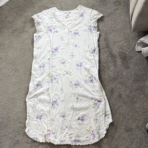 White Floral Nightgown
